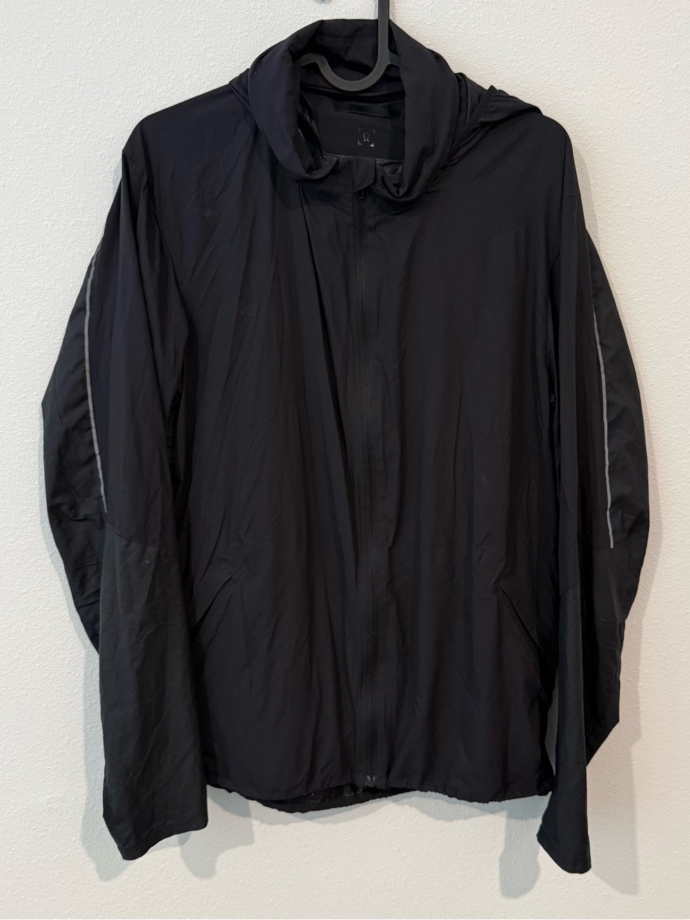 Lululemon Black Reflective Hooded Running Jacket Windbreaker Mens Medium